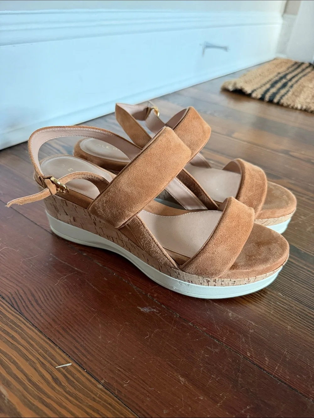 Women's Suede Platform Wedge Sandals - Tan Size 8